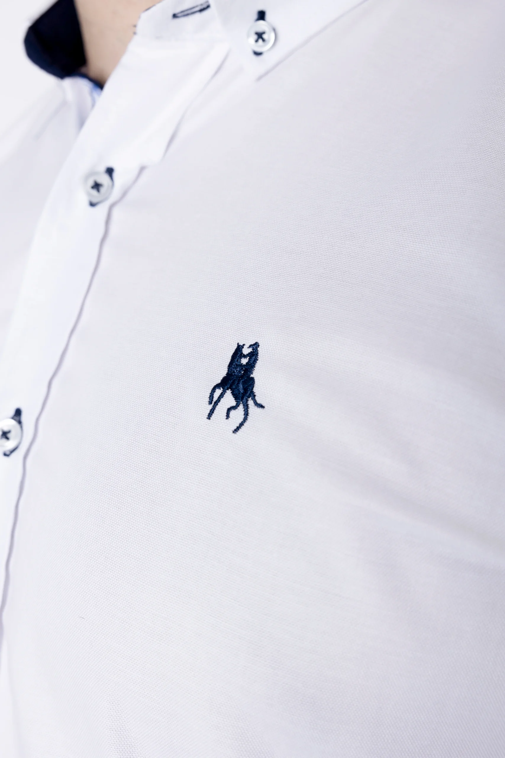 Camisa lisa blanca - Imagen 6
